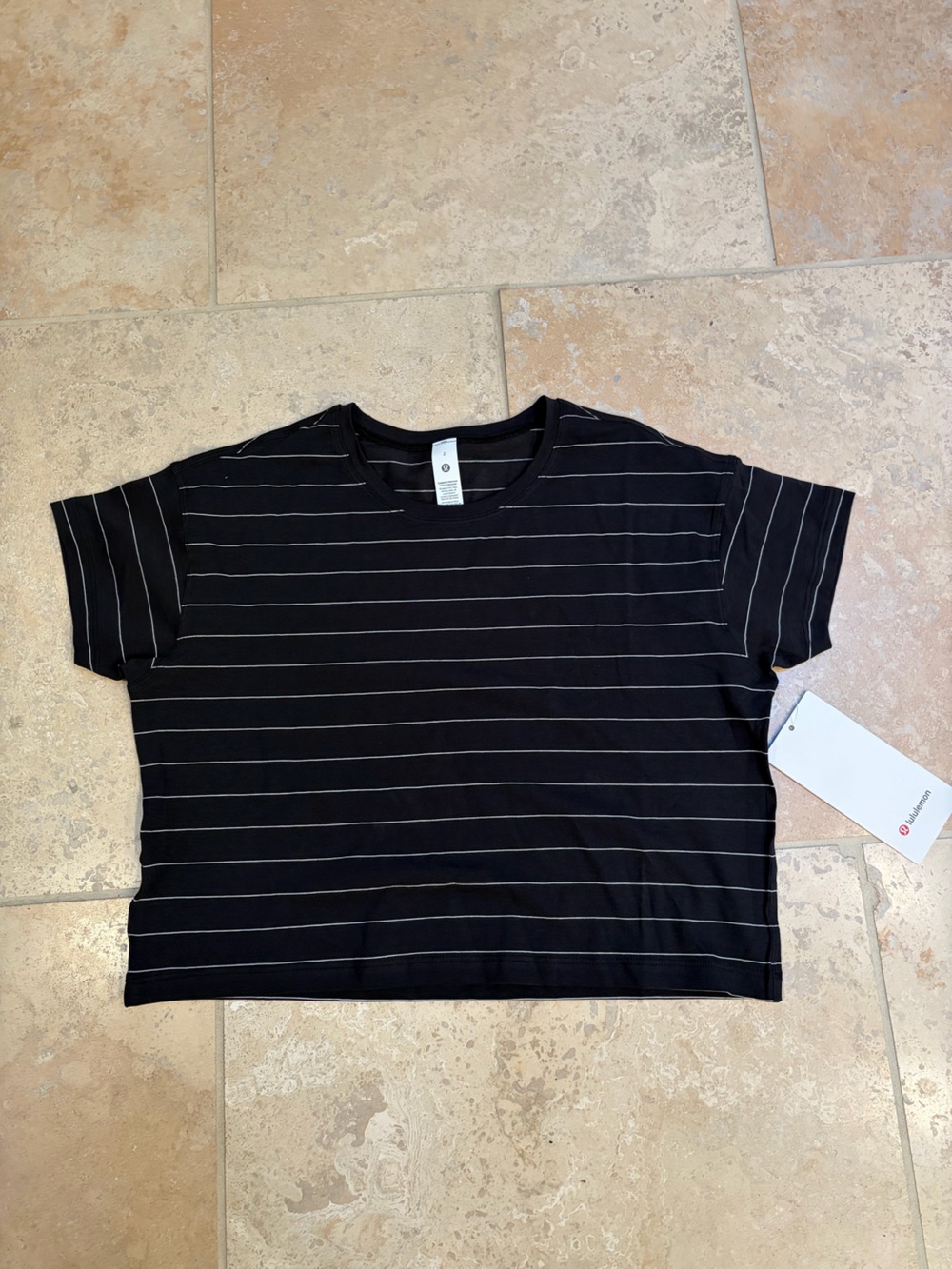 Lululemon women’s Black Stripe Cates Cropped Tee - Women